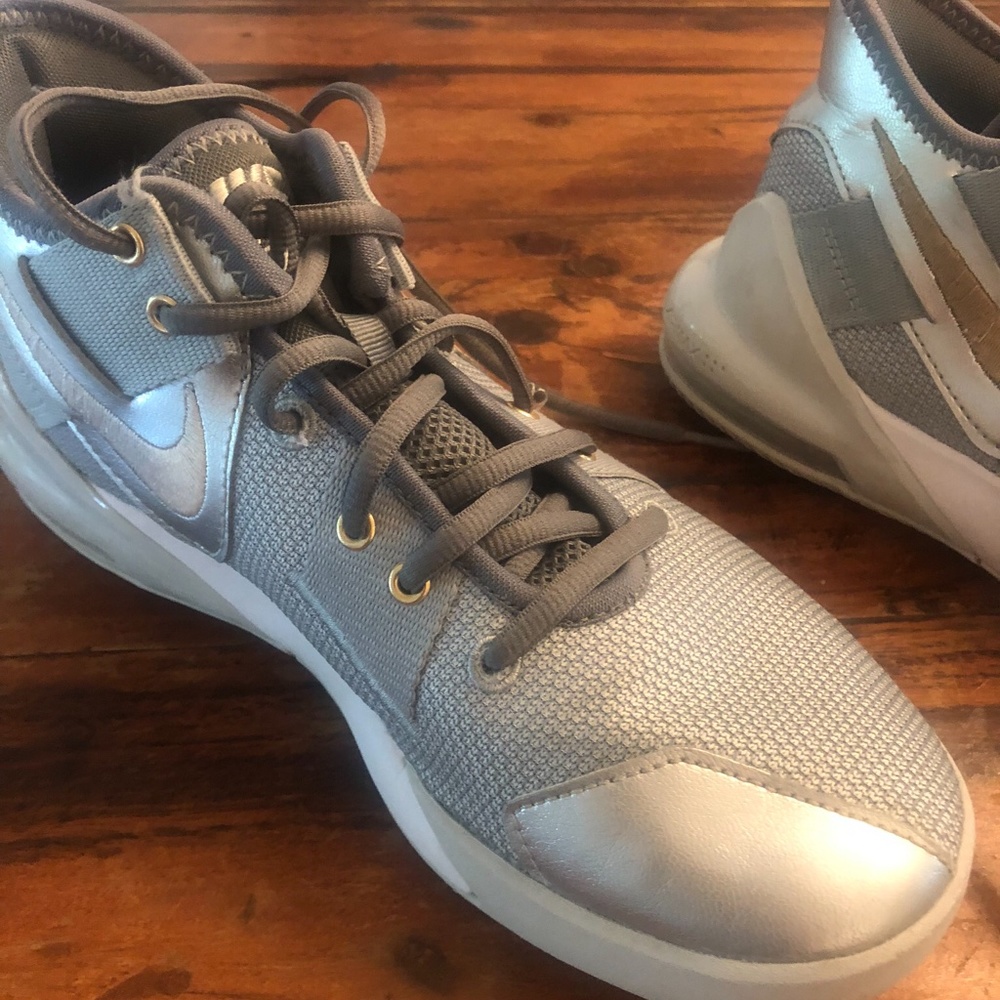 Used Nike Air Max Impact 2 Basketball Shoes Gray Gold  - Great condition!